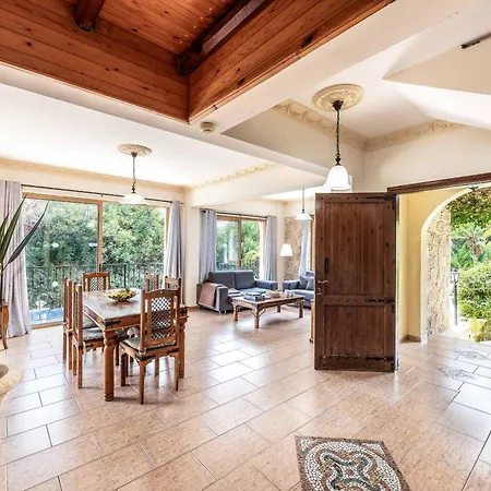 Villa Sweet Memories